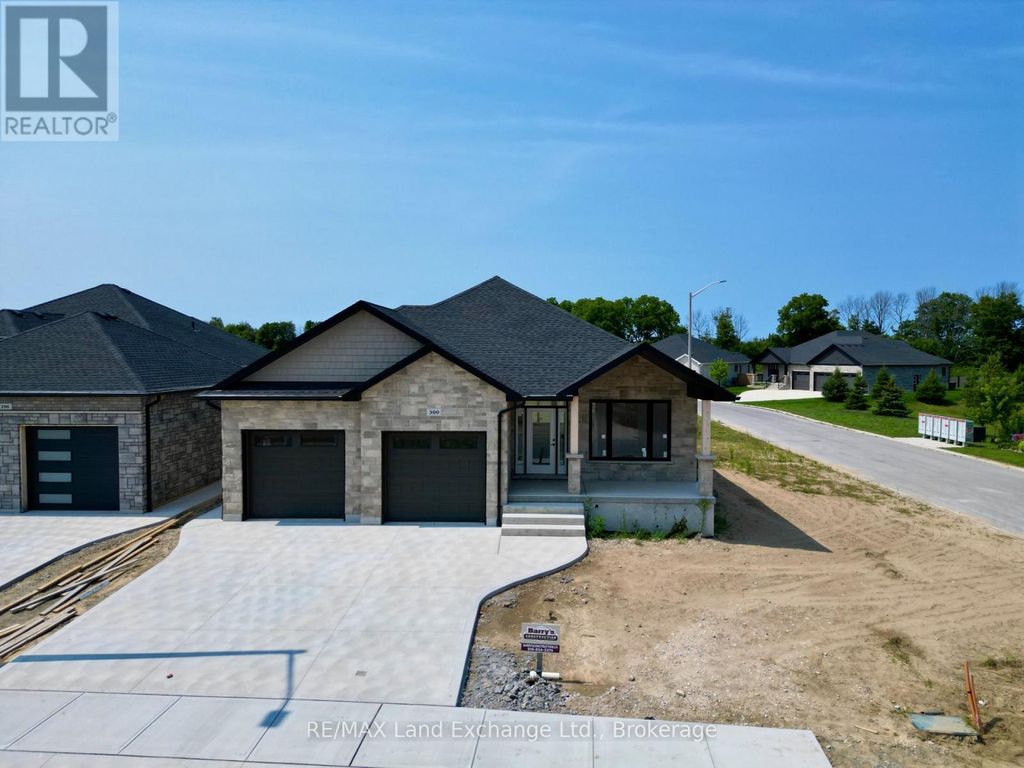 300 Ridge Street, Saugeen Shores