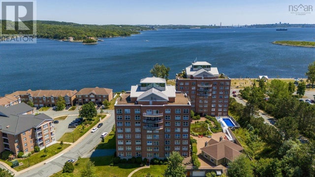 301 89 Waterfront Drive, Bedford