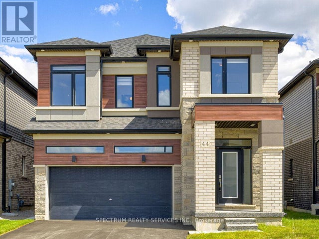 44 Dennis Avenue, Brantford