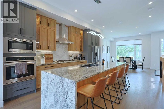 2719 18 Street Nw, Calgary