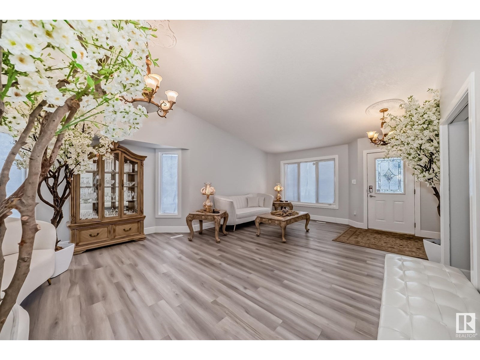10735 Beaumaris Rd Nw, Edmonton