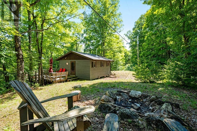 655 Farren Lake #12a Lane, Tay Valley