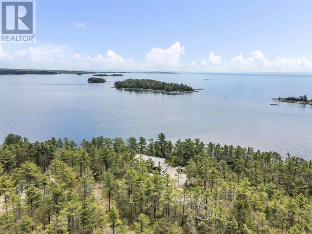 35 Emily Ct, Huron Shores