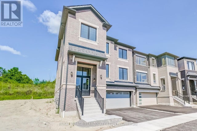1224 Talisman Manor, Pickering