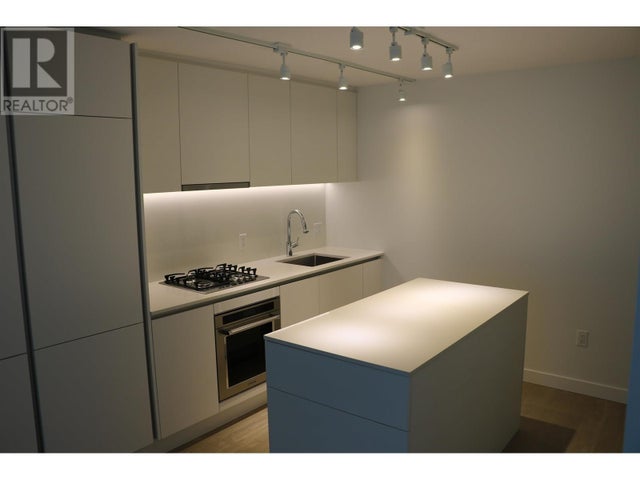 1808 908 Quayside Drive, New Westminster