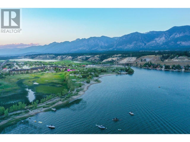 205 Third Avenue Unit# 2114, Invermere