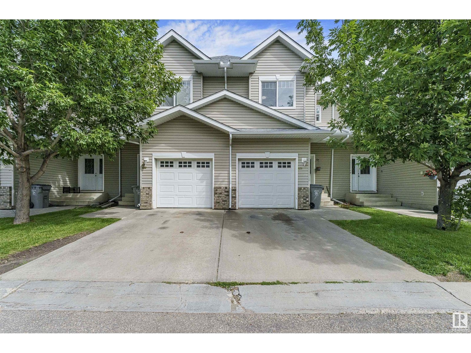 #121 5001 62 St, Beaumont