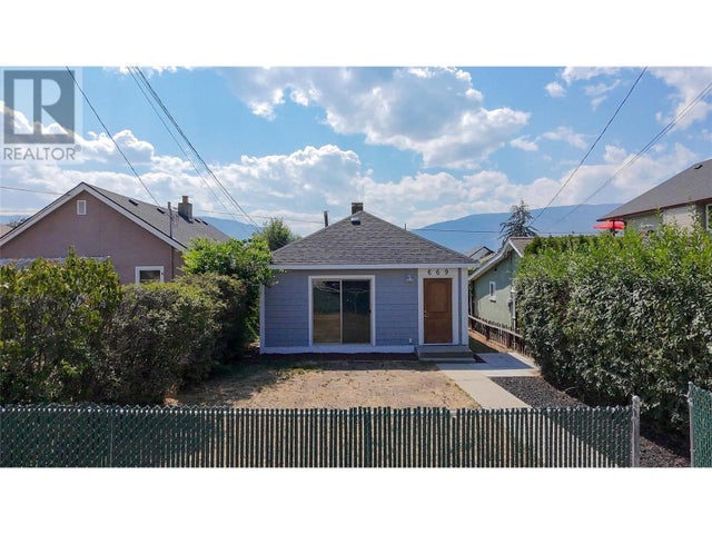 669 Haywood Street, Penticton