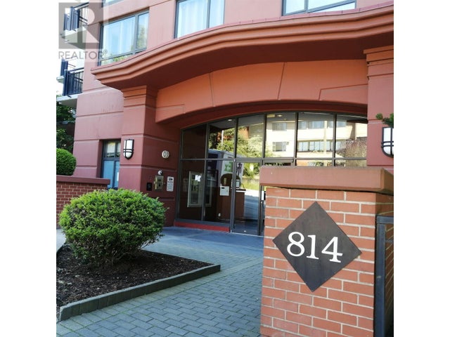 708 814 Royal Avenue, New Westminster