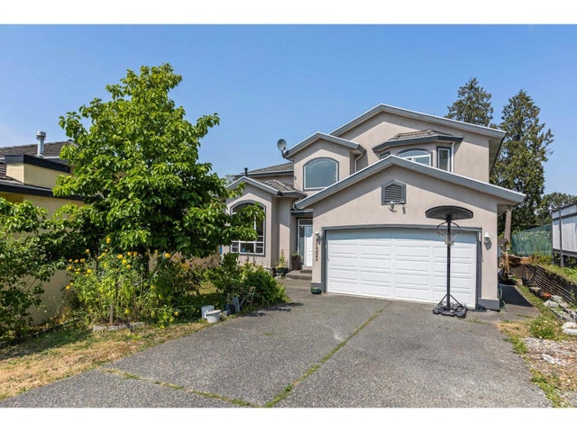 11393 Royal Crescent, Surrey