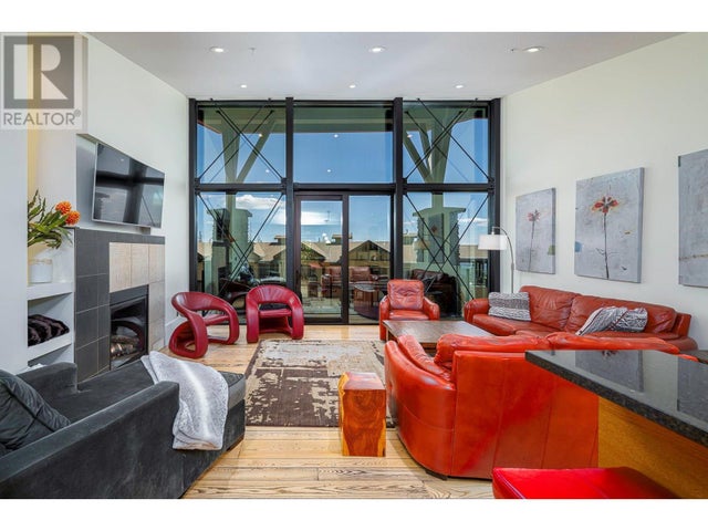 5088 Snowbird Way Unit# 25 Lot# 12, Big White