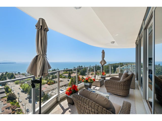 1601 1500 Martin Street, White Rock