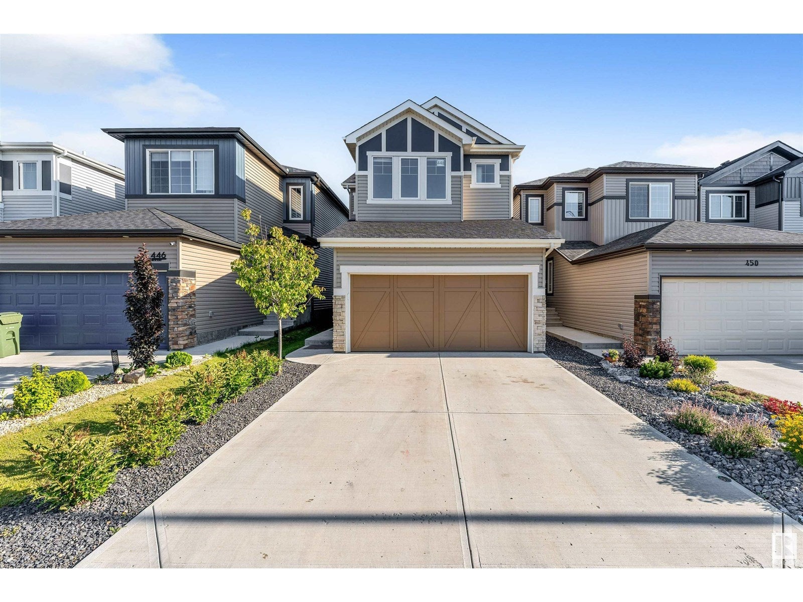 448 Roberts Cr, Leduc