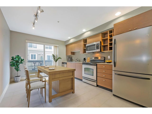 93 15833 26 Avenue, Surrey