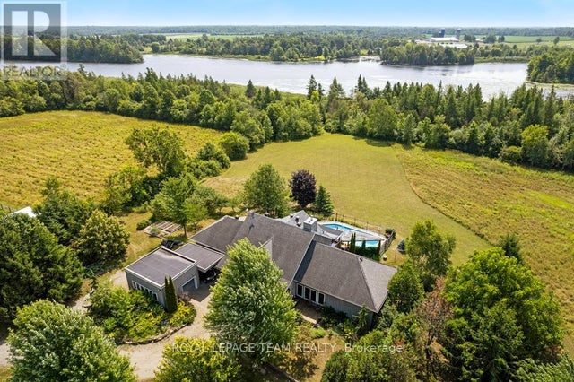 4636 Donnelly Drive, Ottawa