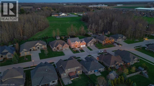 880 Wood Drive, Listowel