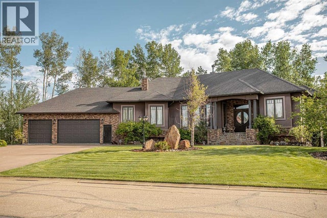 13 Chinook Crescent, High Level