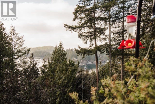 5220 Claydon Road, Garden Bay