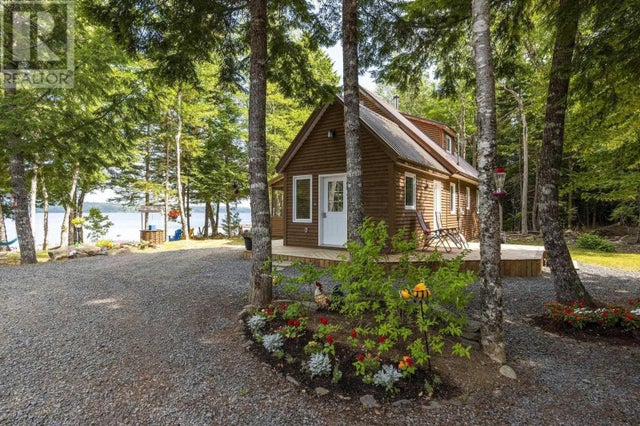 945 High Landing Road, Parkdale