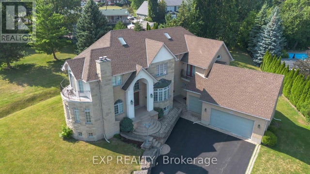 1401 Tamworth Court, Burlington (tyandaga)