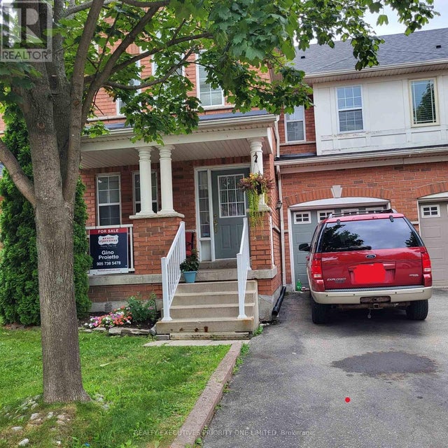150 Hollywood Hill Circle, Vaughan (vellore Village)