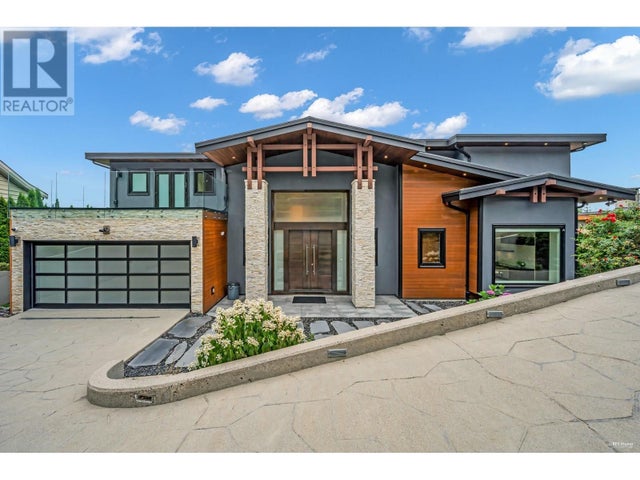 518 Ballantree Place, West Vancouver