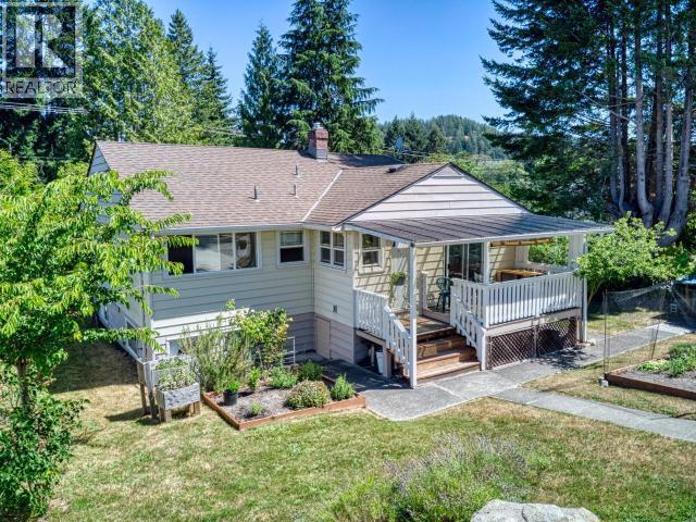 5405 Manson Ave, Powell River