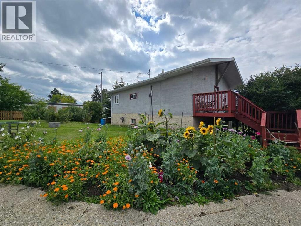 109 Main Street,, 57115 Range Road 80, Rochfort Bridge