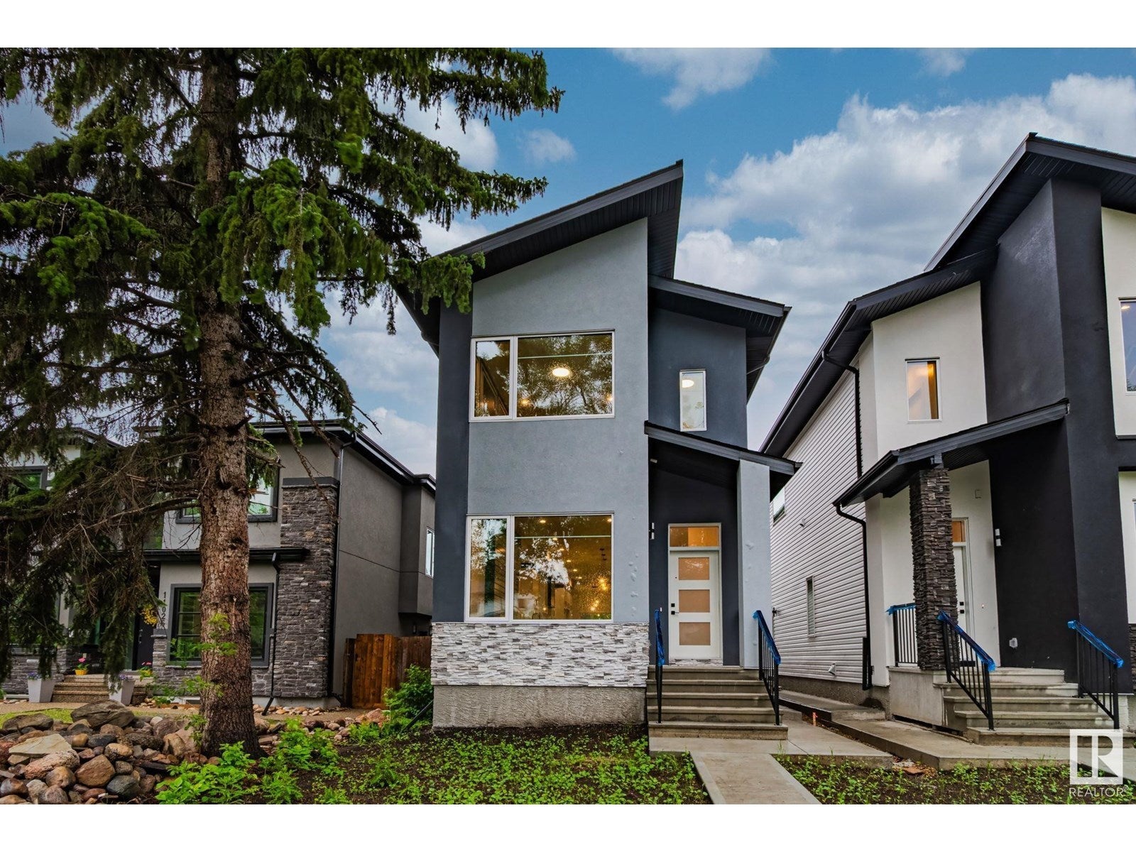 11032 128 St Nw, Edmonton