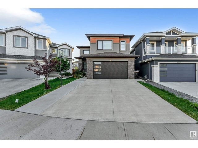 1935 19 Av Nw, Edmonton