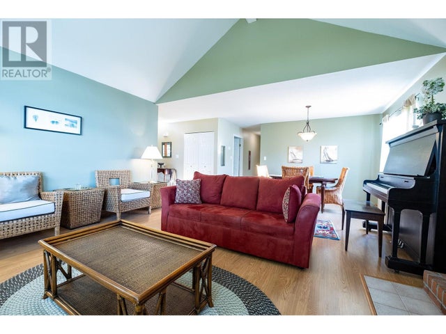 5462 Kensington Road, Sechelt