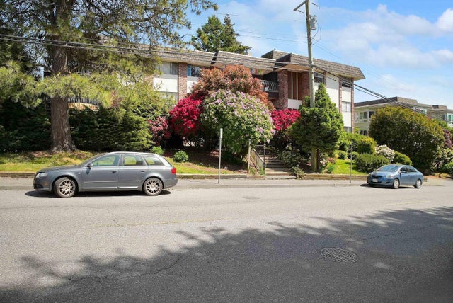 105 1330 Martin Street, White Rock