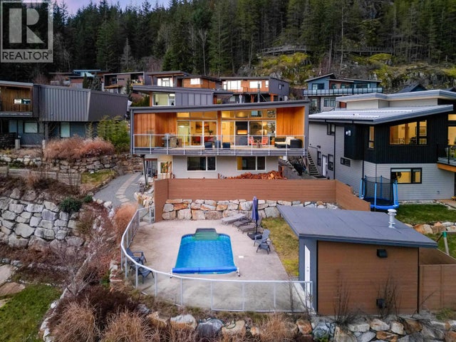 38555 Sky Pilot Drive, Squamish