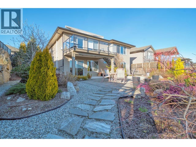 6263 Apollo Road, Sechelt