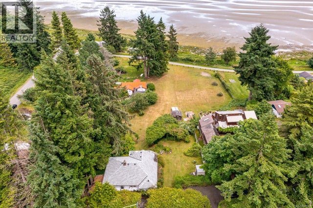3508 Island Hwy S, Courtenay