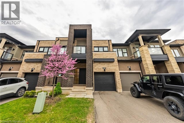 391 Athabasca Common, Oakville