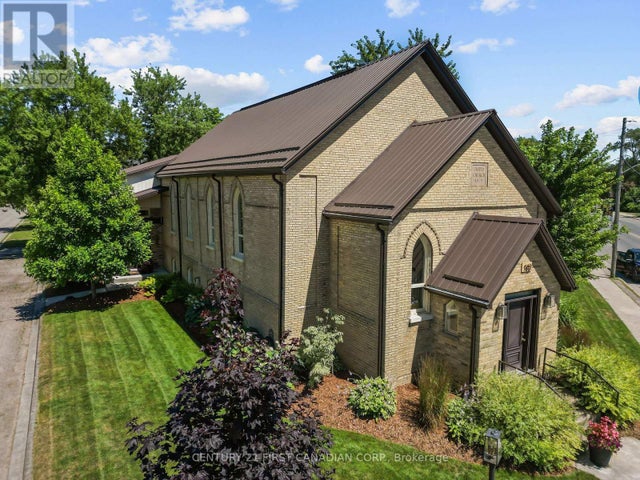 142 Main Street, Lucan Biddulph (lucan)