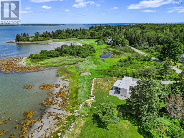 325 Long Cove Road, Port Medway