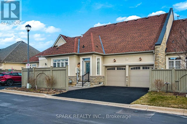 38 Garrison Square, Halton Hills (georgetown)