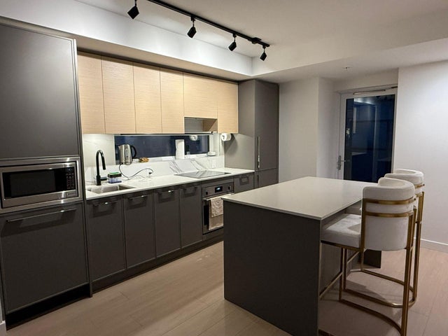 1503 13745 George Junction, Surrey