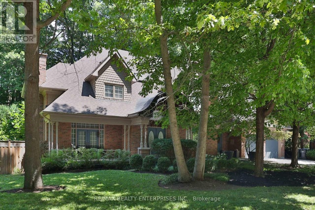 2045 Heartwood Court, Mississauga (erindale)