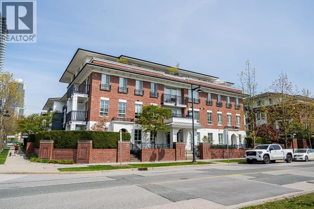 303 545 Foster Avenue, Coquitlam