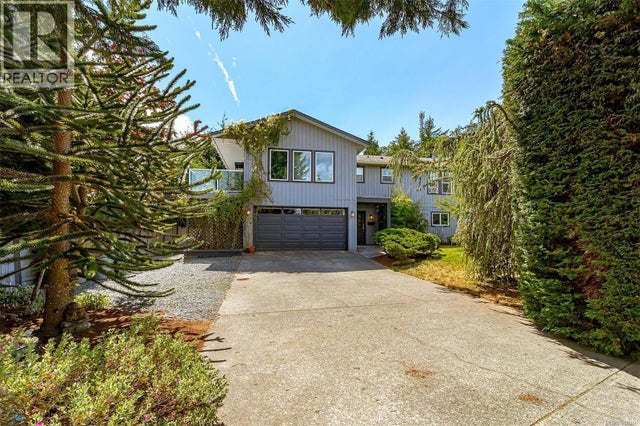 711 Bexhill Rd, Colwood