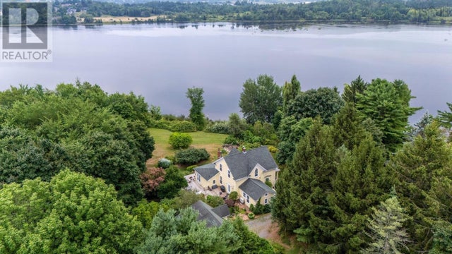 129 Town Road, Falmouth