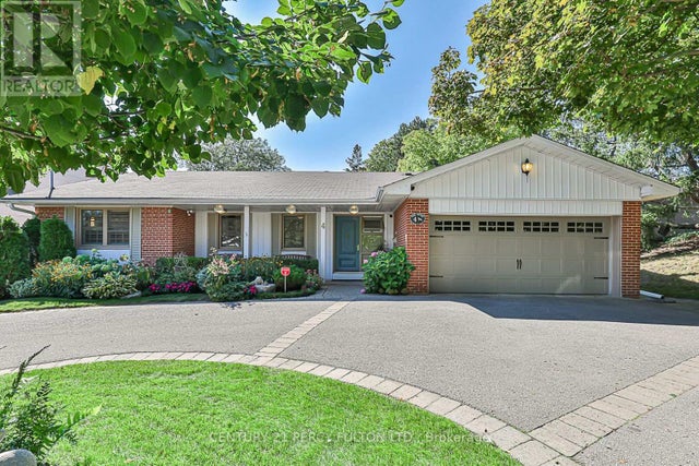 4 Page Avenue, Toronto (bayview Village)