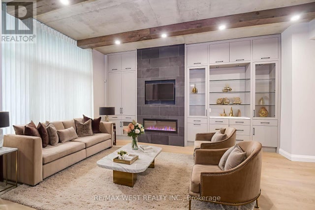 293 Mutual Street, Toronto (church-Yonge Corridor)