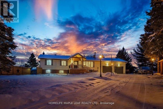 5702 Sixth Line, Erin