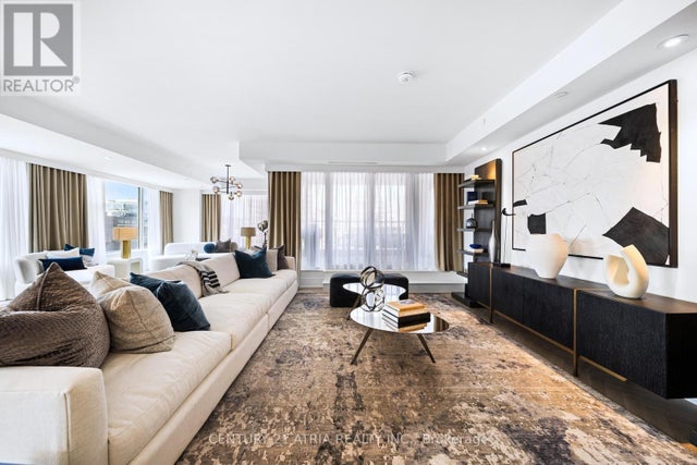 810 - 455 Wellington Street W, Toronto (waterfront Communities)