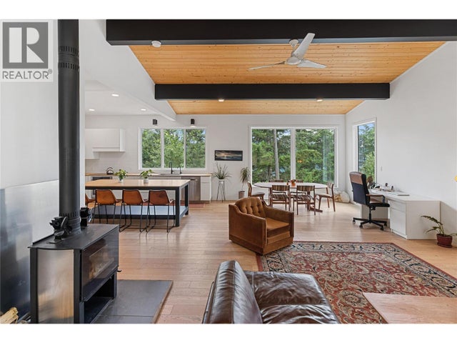 8250 Sun Valley Road, Joe Rich