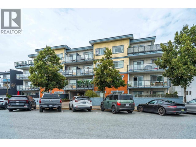 207 22363 Selkirk Avenue, Maple Ridge